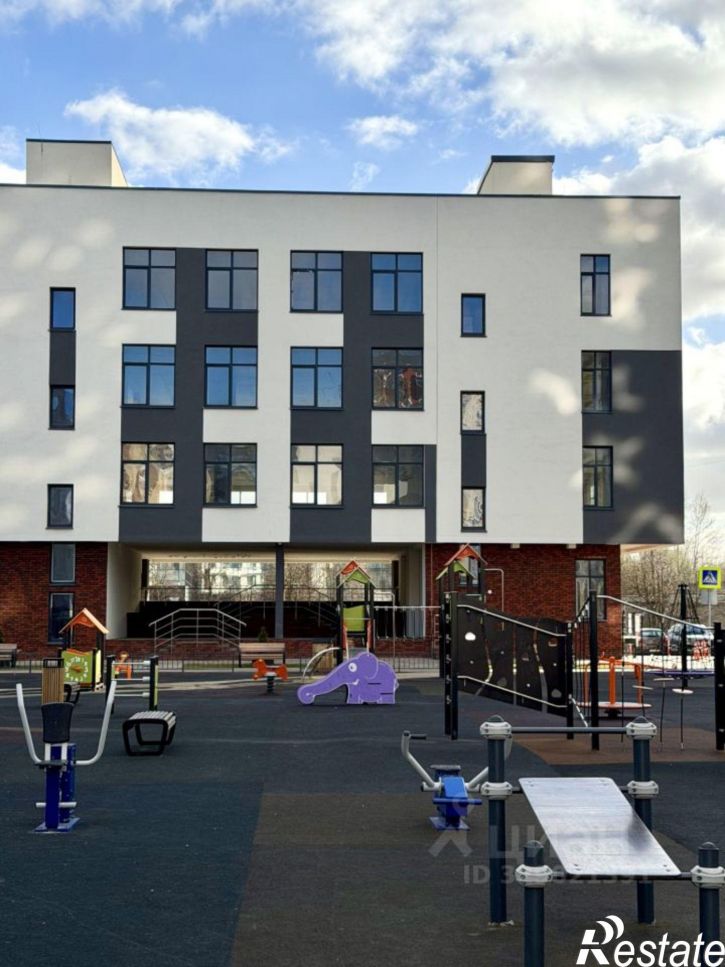 3-комн квартира ул Гайдара, 90,  д. 90