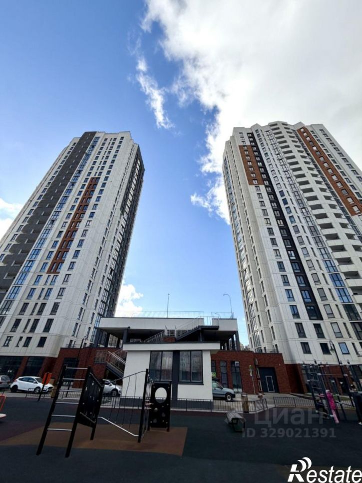 3-комн квартира ул Гайдара, 90,  д. 90