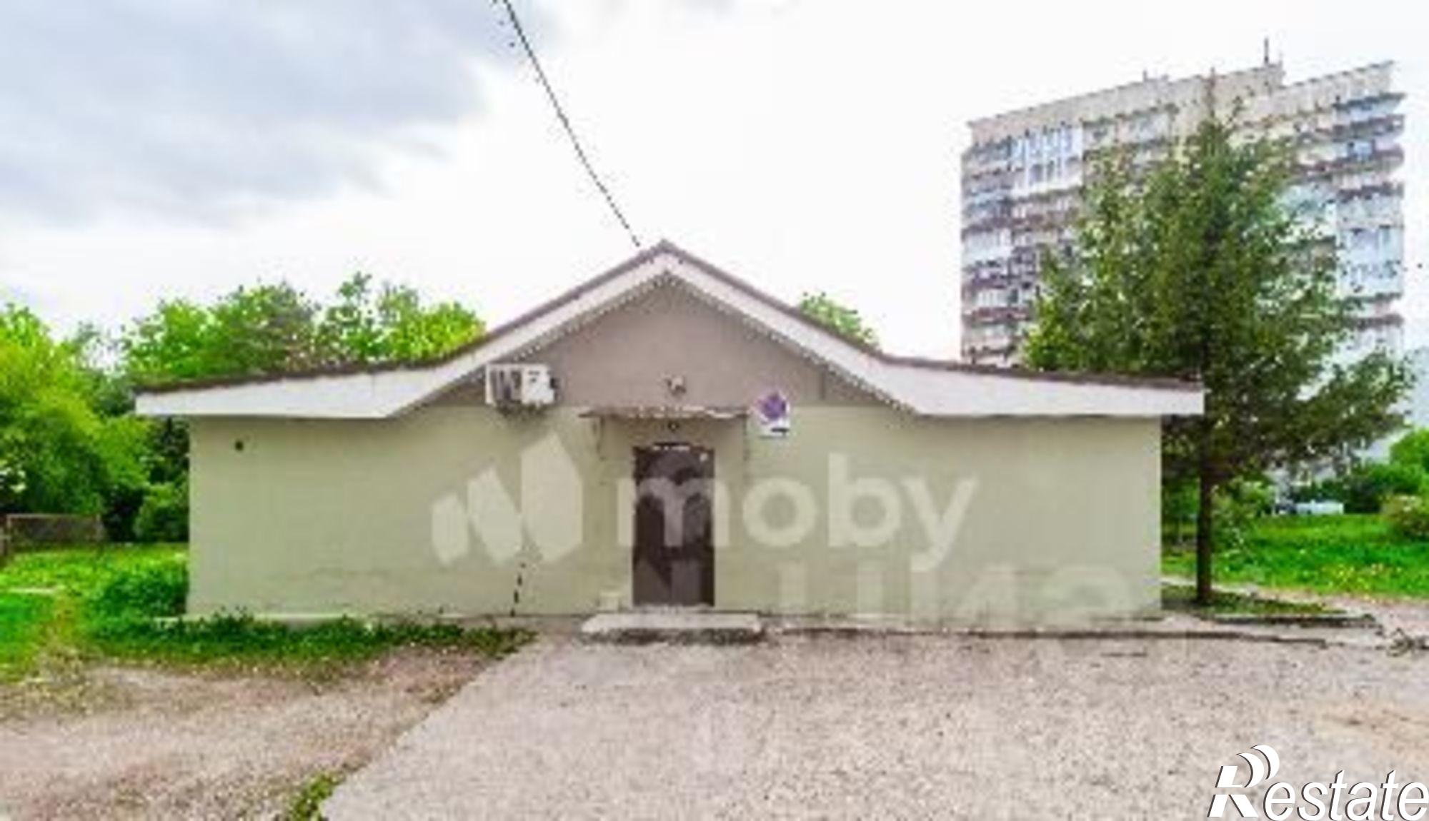 Купить торговое помещение за 10 958 400 рублей на ул Зеленая, 28