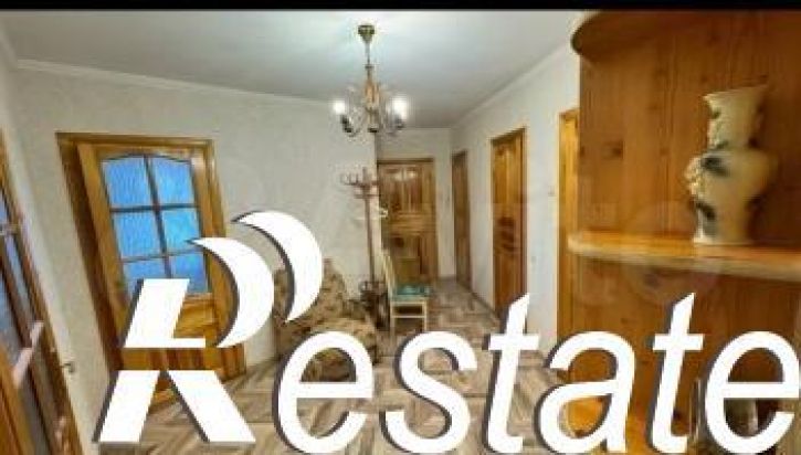 3-комн квартира Подполковника Иванникова, 1А