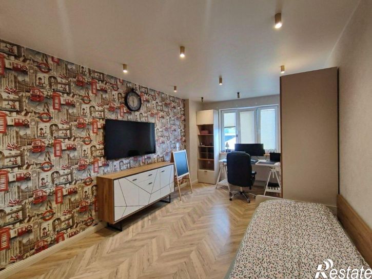 3-комн квартира ул Аэропортная, 11,  д. 11