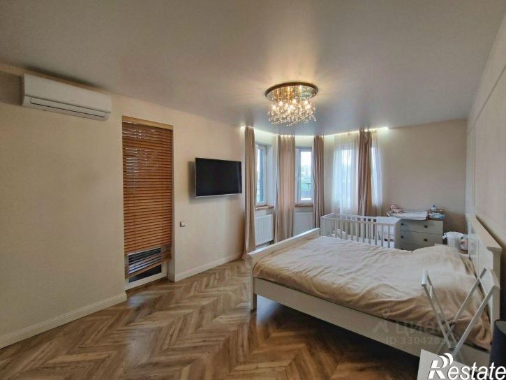 3-комн квартира ул Аэропортная, 11,  д. 11