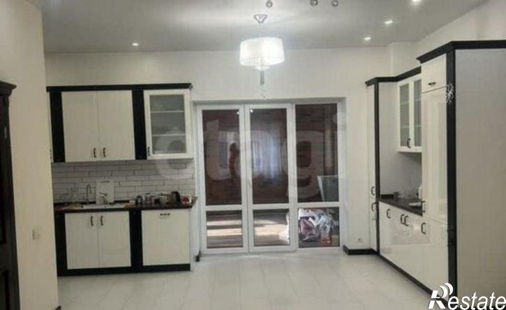 3-комн квартира ул В.Гакуна, 3,  д. 3