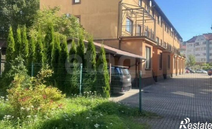 3-комн квартира ул В.Гакуна, 3,  д. 3