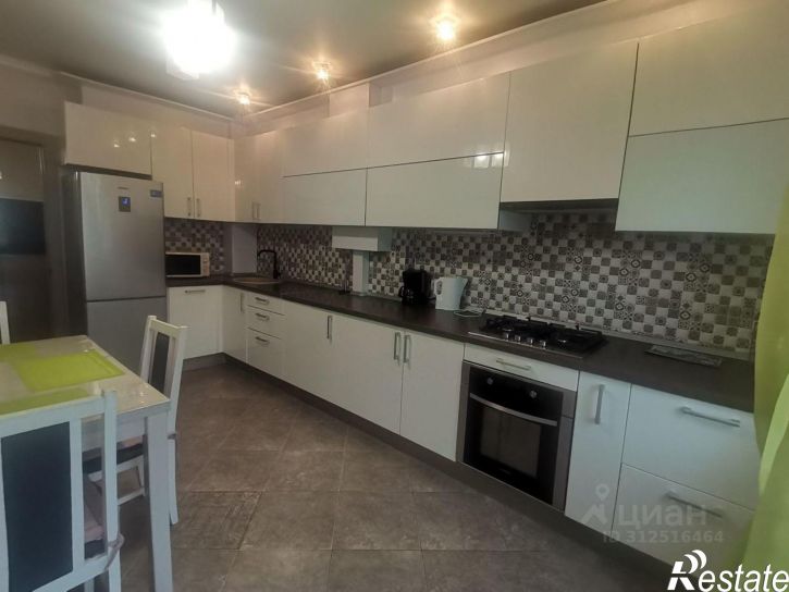 2-комн квартира ул Осенняя, 4А,  д. 4А