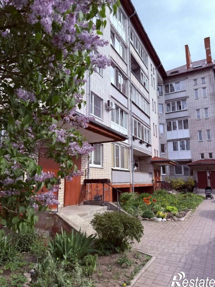 2-комн квартира ул Каштановая аллея, 155,  д. 155