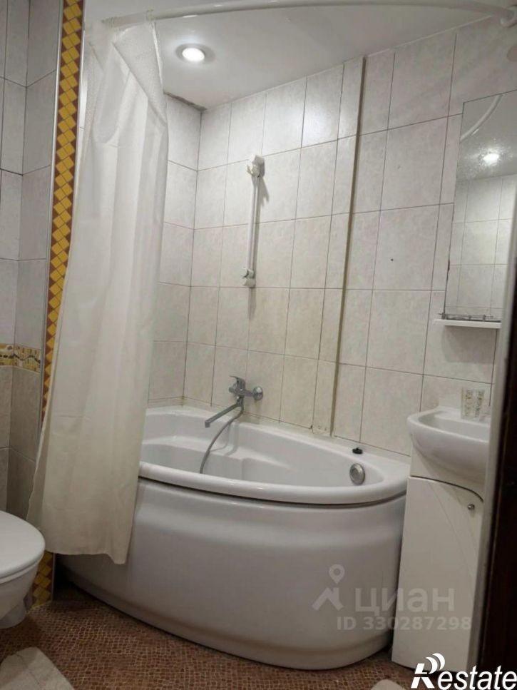 2-комн квартира ул Каштановая аллея, 155,  д. 155