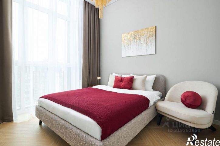 2-комн квартира улица Героя России Виталия Мариенко, 8,  д. 8