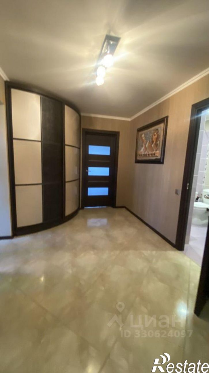 2-комн квартира улица Гайдара, 94,  д. 94