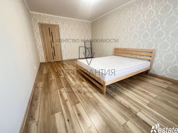 3-комн квартира ул Дзержинского, 168Г,  д. 168Г