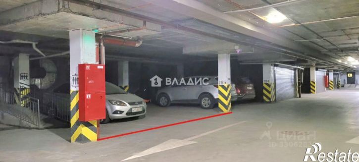 Гараж/парковка улица Виктора Денисова, 16 к2,  д. 16 к2