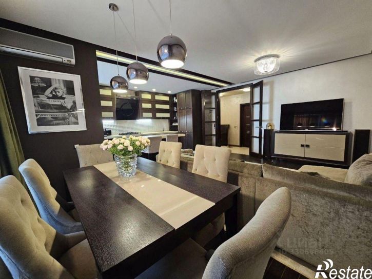 3-комн квартира Парковый переулок, 8,  д. 8