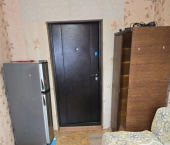 комната 80 кв м улица Молодой гвардии, 14-16