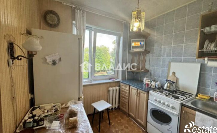 2-комн квартира улица Чекистов, 102,  д. 102