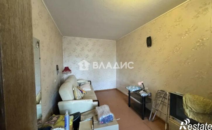 2-комн квартира улица Чекистов, 102,  д. 102