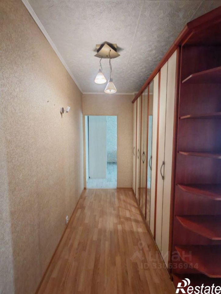 2-комн квартира Нарвская улица, 64,  д. 64