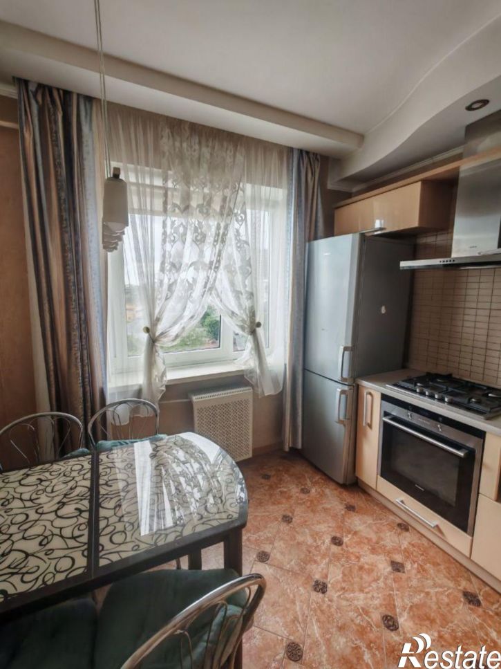 2-комн квартира Нарвская улица, 64,  д. 64