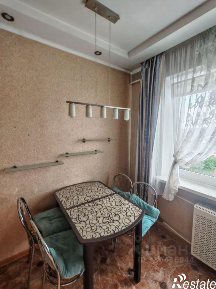 2-комн квартира Нарвская улица, 64,  д. 64