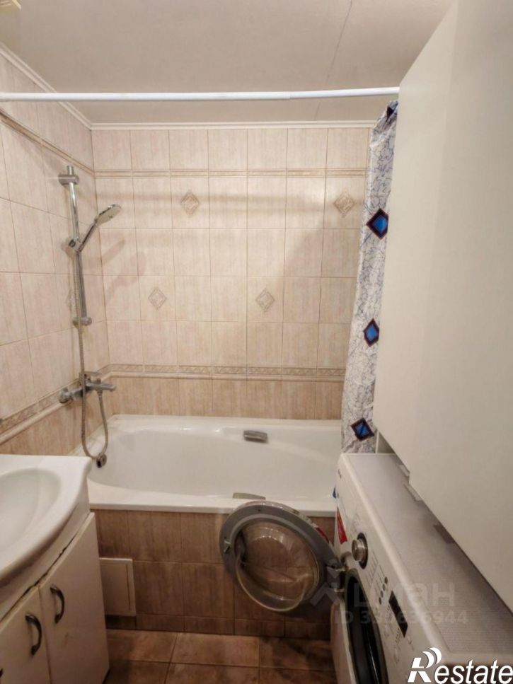 2-комн квартира Нарвская улица, 64,  д. 64