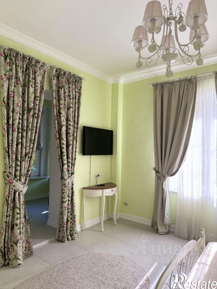 2-комн квартира Каменная улица, 12А,  д. 12А