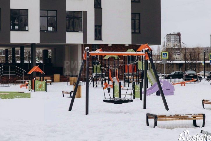 2-комн квартира улица Гайдара, 90,  д. 90