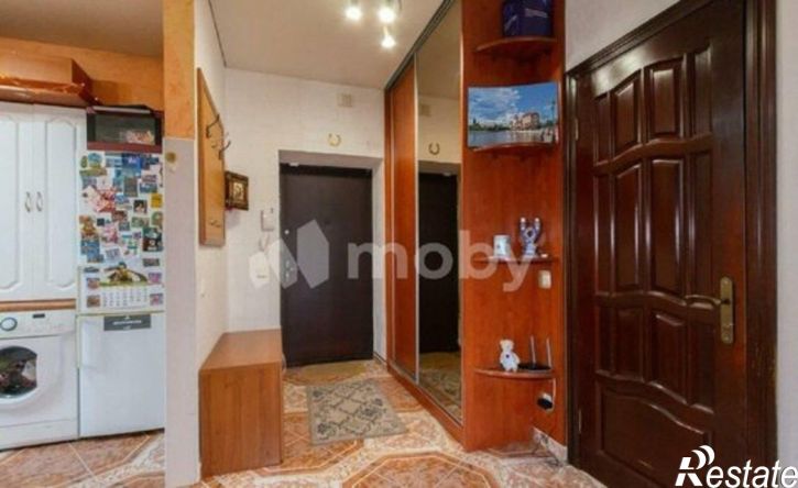3-комн квартира ул В.Гакуна, 4,  д. 4