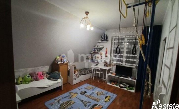 3-комн квартира ул В.Гакуна, 4,  д. 4