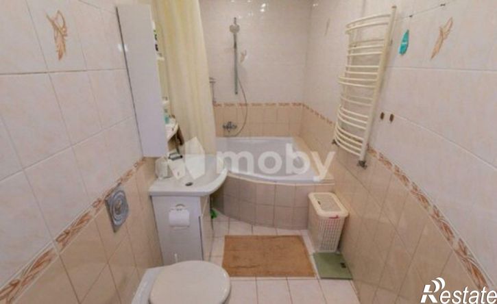 3-комн квартира ул В.Гакуна, 4,  д. 4