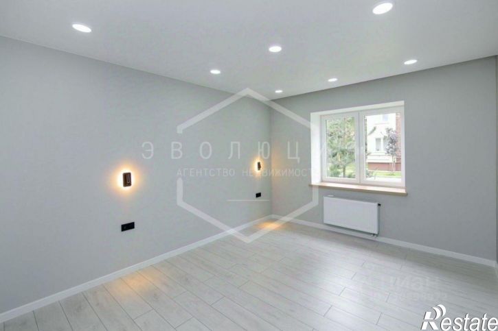 3-комн квартира ул Старокаменная, 3А,  д. 3А