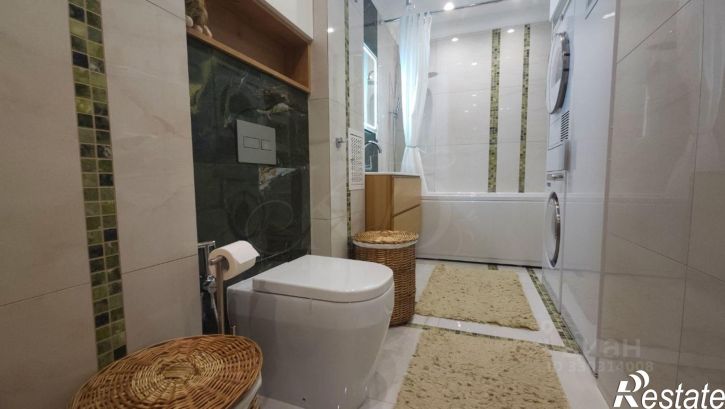 3-комн квартира ул Сержанта Колоскова, 8,  д. 8