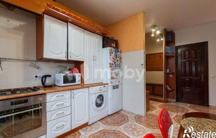 3-комн квартира улица Виктора Гакуна, 6,  д. 6