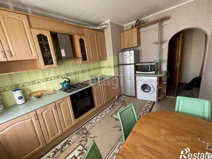 3-комн квартира улица Гайдара, 99,  д. 99