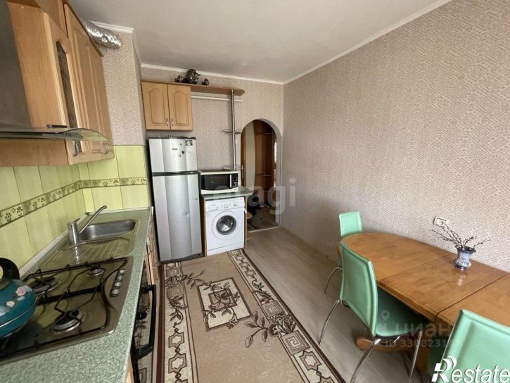 3-комн квартира улица Гайдара, 99,  д. 99