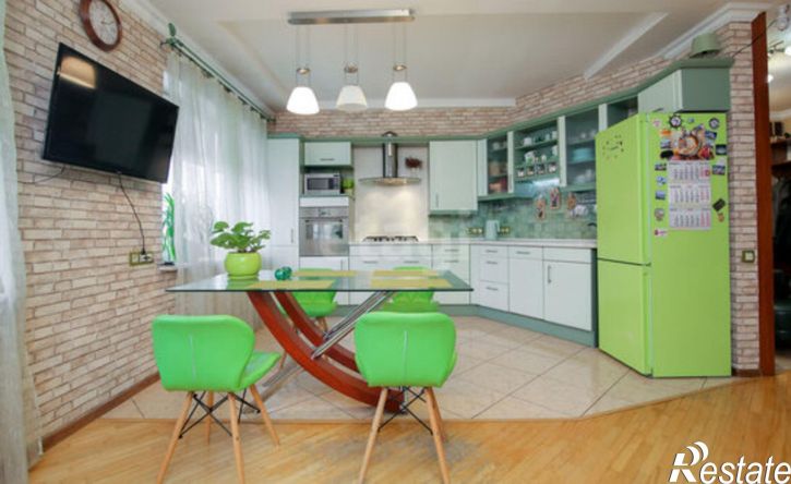 3-комн квартира Озёрная улица, 15,  д. 15