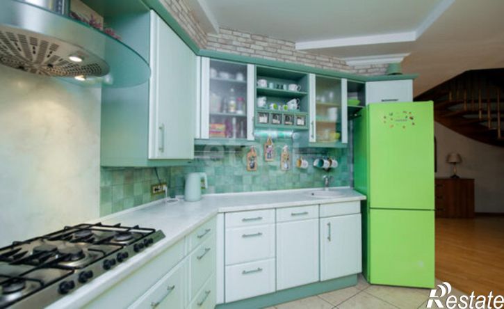 3-комн квартира Озёрная улица, 15,  д. 15