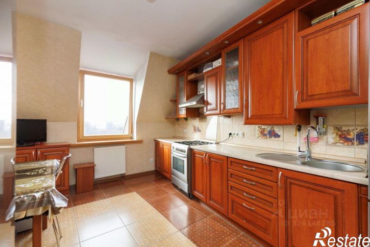 4-комн квартира улица Куйбышева, 100,  д. 100