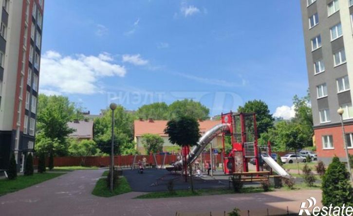 2-комн квартира Коммунистическая улица, 24