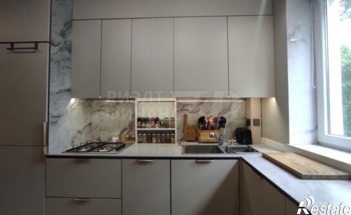 2-комн квартира Коммунистическая улица, 24