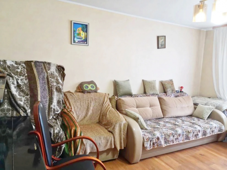 4-комн квартира Россия, Тобольская ул, 41