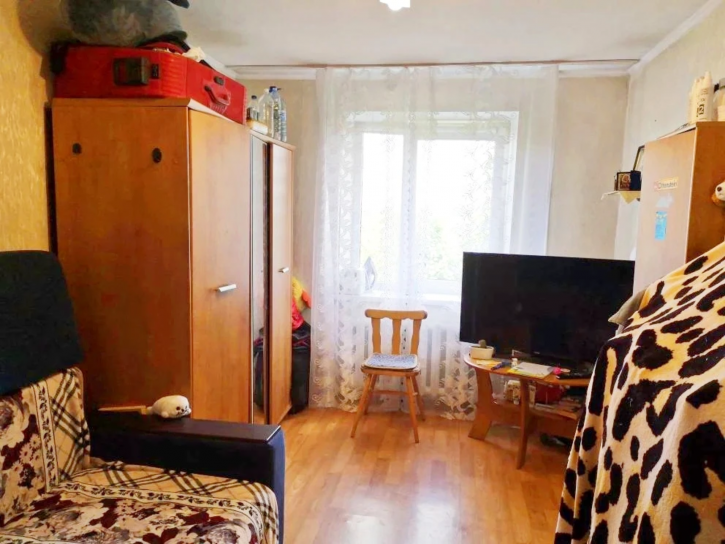 4-комн квартира Россия, Тобольская ул, 41
