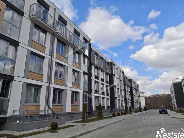 2-комн квартира улица Сержанта Мишина, 81 к2,  д. 81 к2