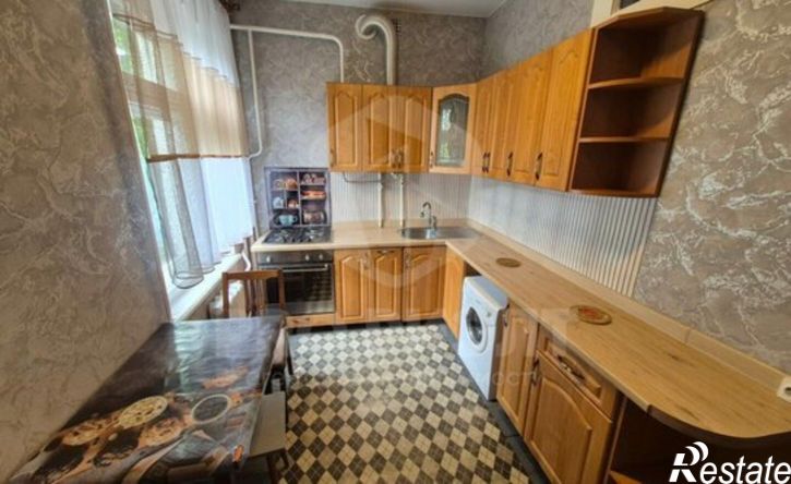 3-комн квартира ул Великолукская, 2,  д. 2