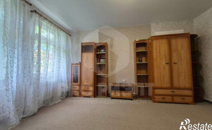3-комн квартира ул Великолукская, 2,  д. 2