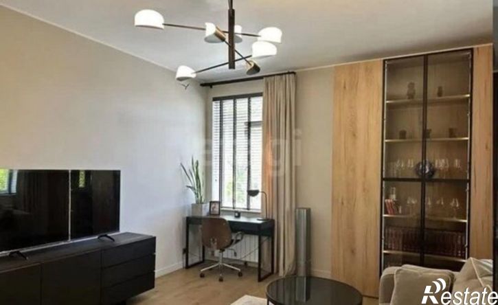 3-комн квартира Гостиная улица, 26,  д. 26