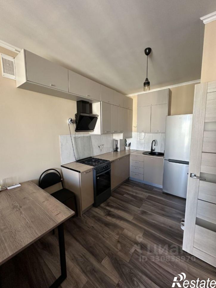 2-комн квартира ул Поленова, 2 2,  д. 2 2,  к. 2