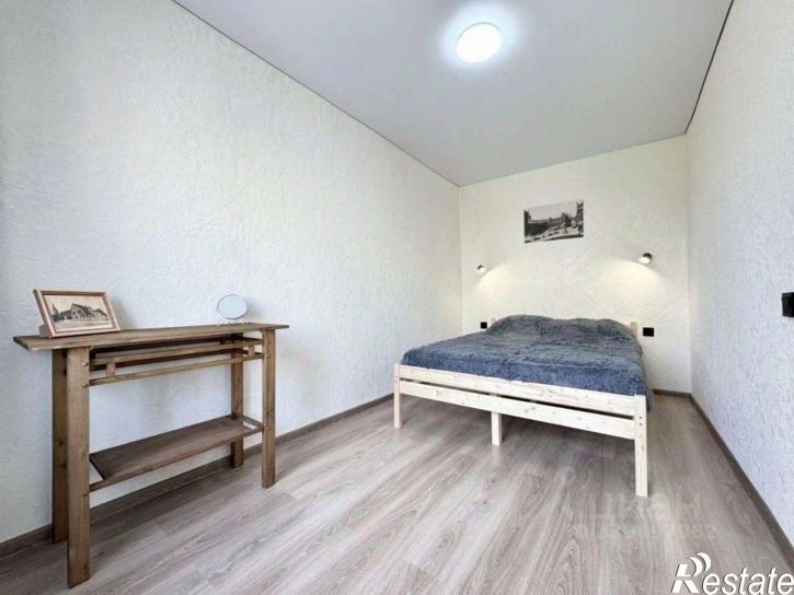 2-комн квартира ул Житомирская, 18,  д. 18