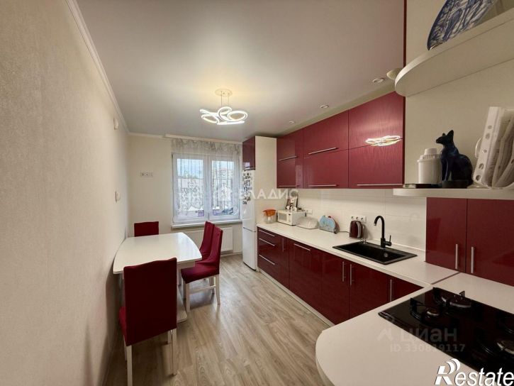 3-комн квартира ул Дзержинского, 168Г,  д. 168Г