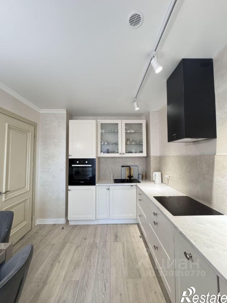 3-комн квартира ул Гайдара, 90,  д. 90