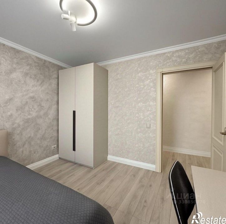 3-комн квартира ул Гайдара, 90,  д. 90