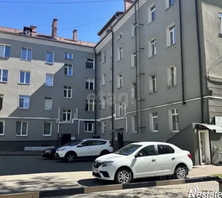 3-комн квартира ул Гостиная, 28,  д. 28
